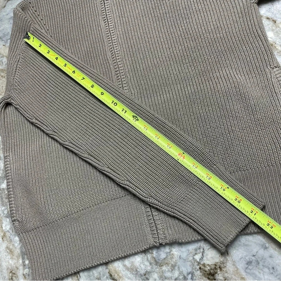 Athleta (Fall 2021) Escapade Mock Neck Bomber Sweater Jacket Medium - Picture 9 of 11